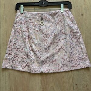 Chic Pink Patterned Mini Skirt